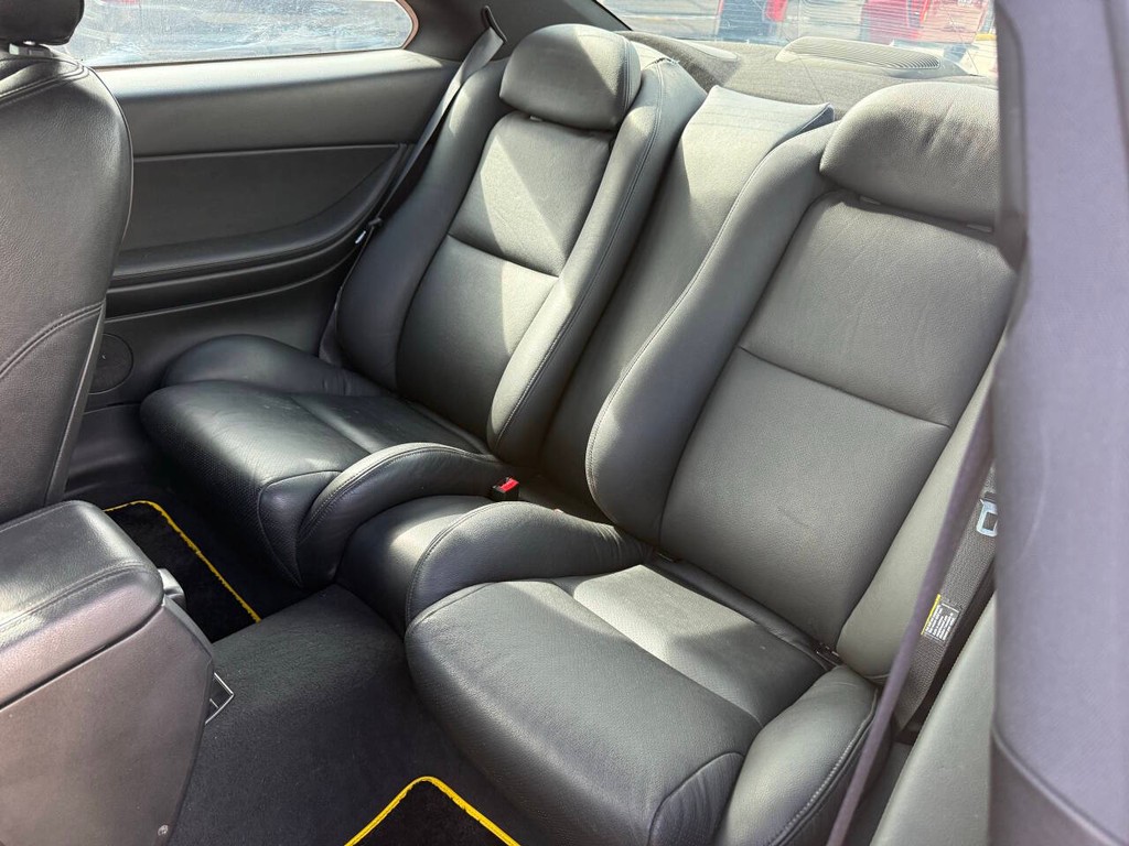 Pontiac GTO Vehicle Full-screen Gallery Image 08