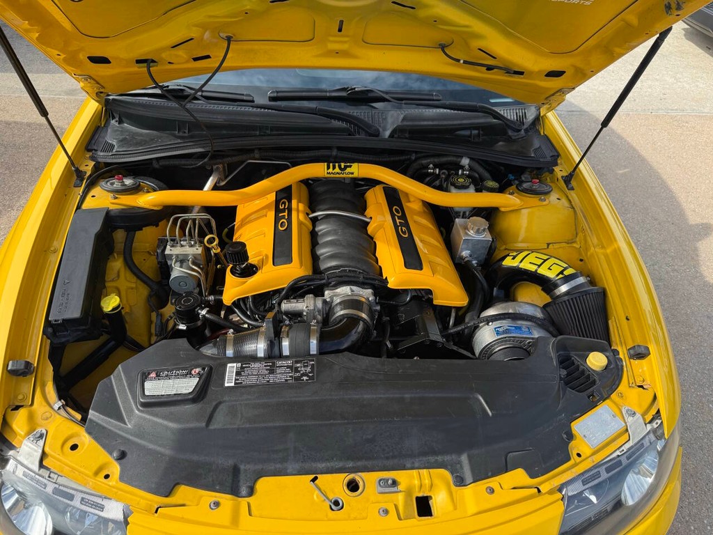 Pontiac GTO Vehicle Full-screen Gallery Image 28