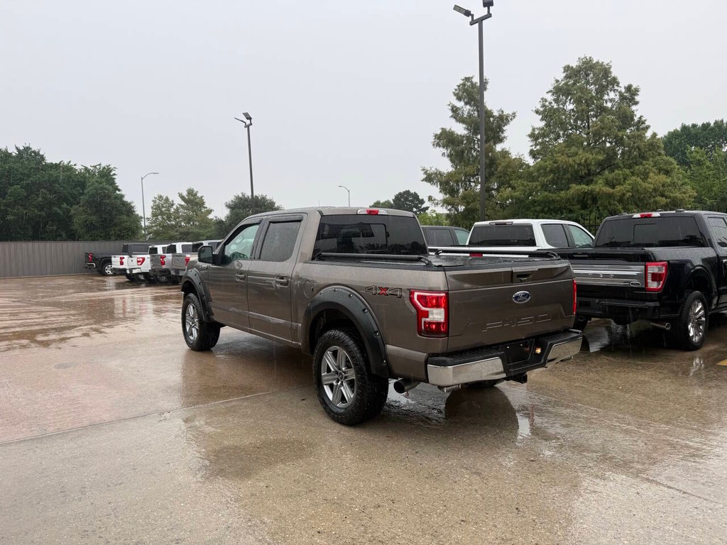 Ford F-150 Vehicle Full-screen Gallery Image 04
