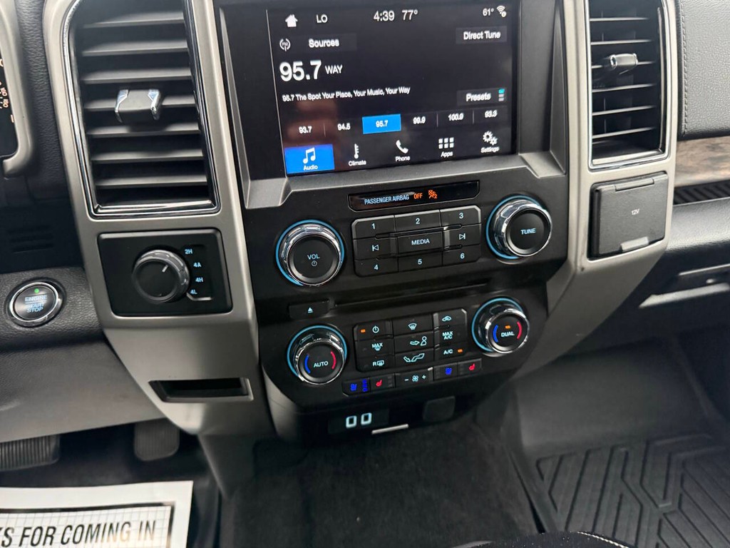 Ford F-150 Vehicle Full-screen Gallery Image 27
