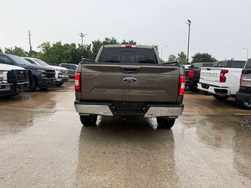 Ford F-150 Vehicle Full-screen Gallery Image 38