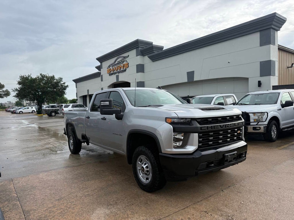Chevrolet Silverado 2500HD Vehicle Full-screen Gallery Image 02