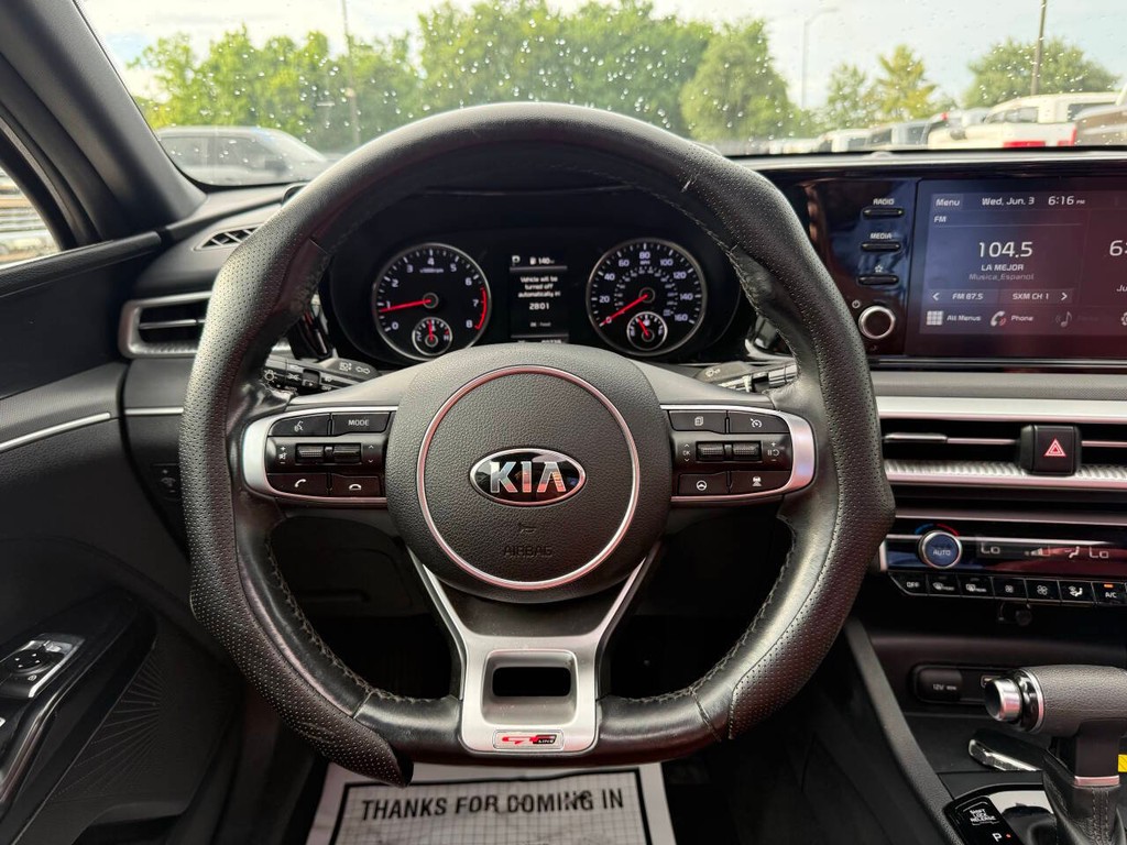 Kia K5 Vehicle Full-screen Gallery Image 22