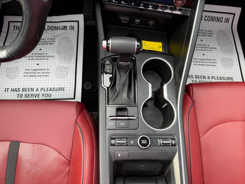 Kia K5 Vehicle Full-screen Gallery Image 29