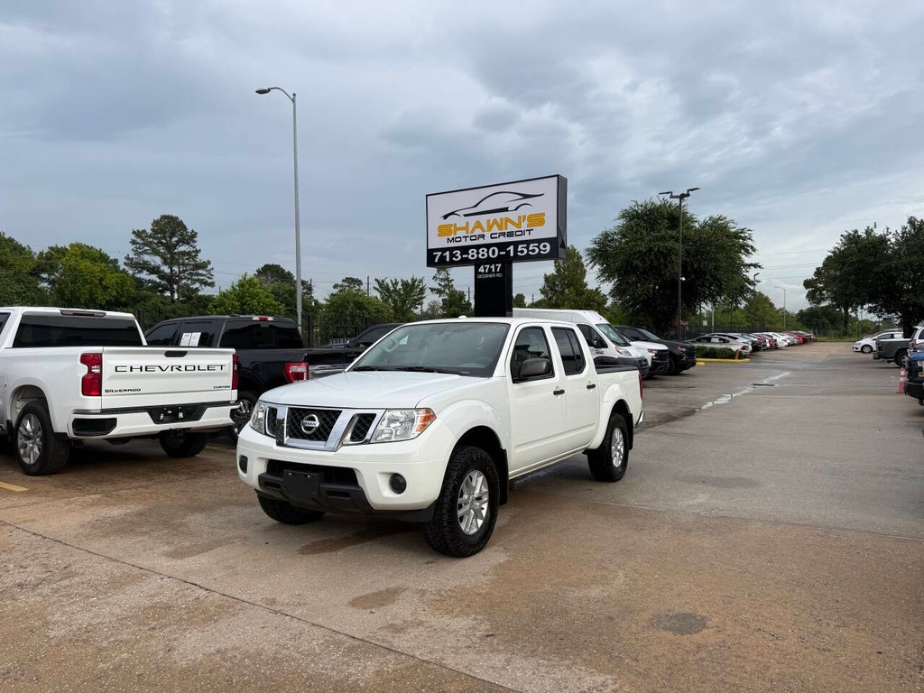 Nissan Frontier Vehicle Full-screen Gallery Image 03