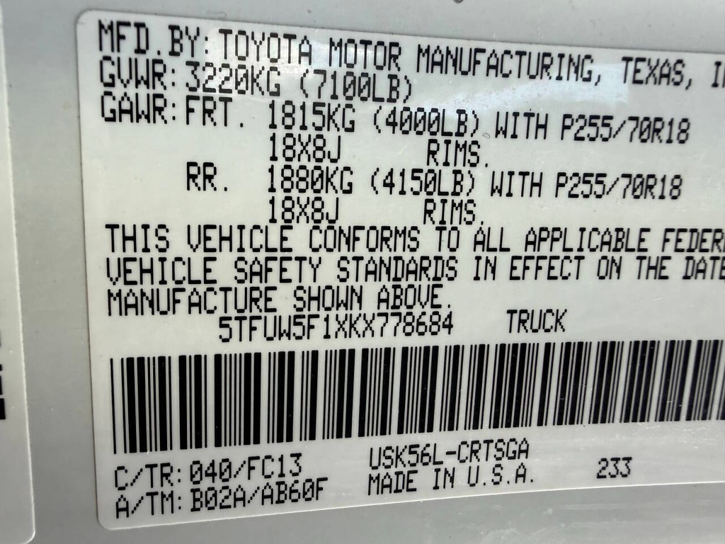 Toyota Tundra 4WD Vehicle Full-screen Gallery Image 31
