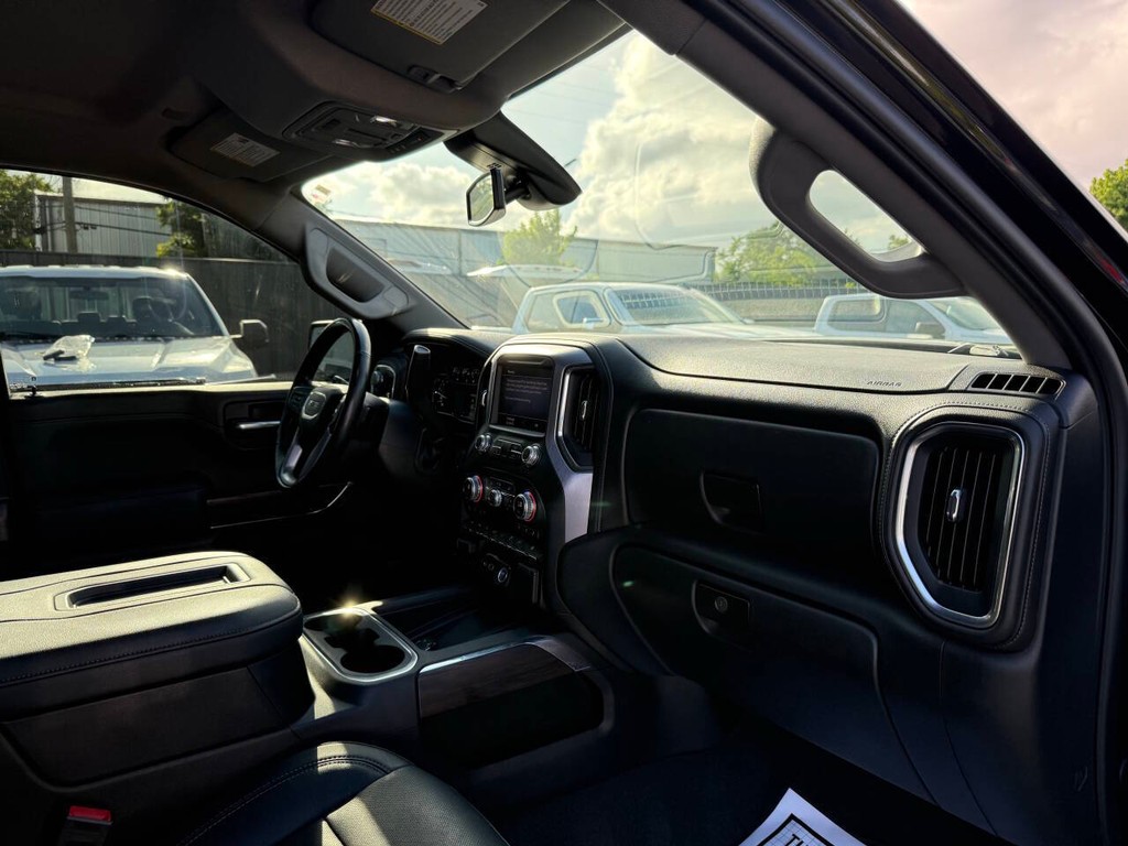 GMC Sierra 1500 Vehicle Full-screen Gallery Image 09
