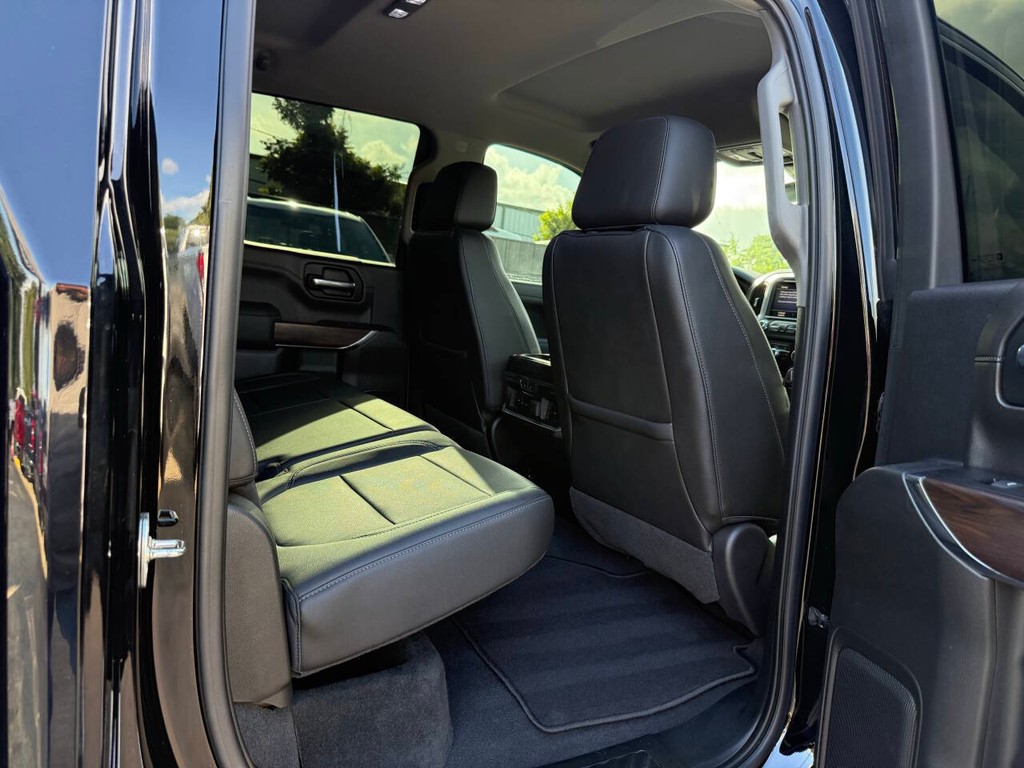 GMC Sierra 1500 Vehicle Full-screen Gallery Image 15