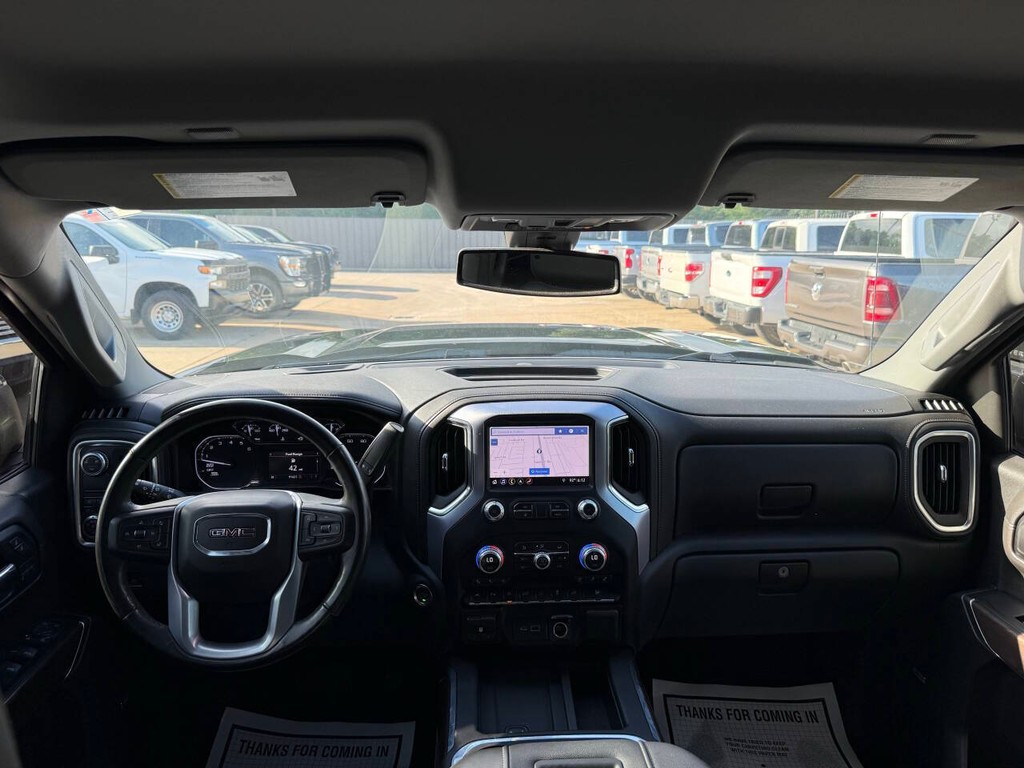 GMC Sierra 1500 Vehicle Full-screen Gallery Image 17