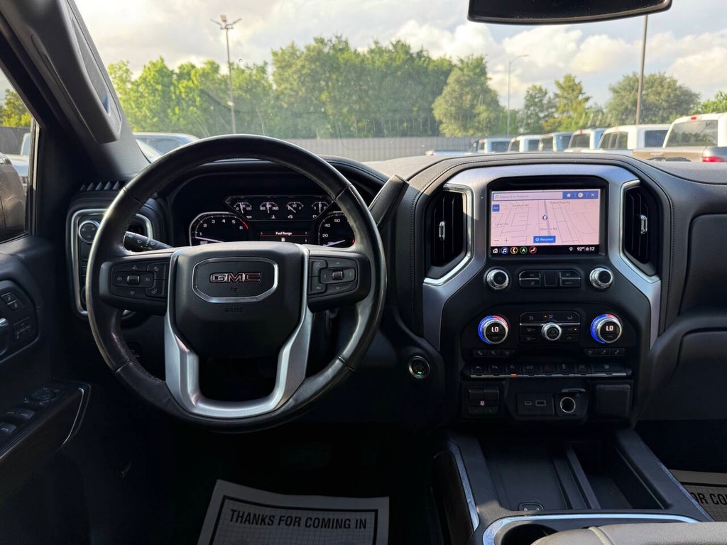 GMC Sierra 1500 Vehicle Full-screen Gallery Image 21