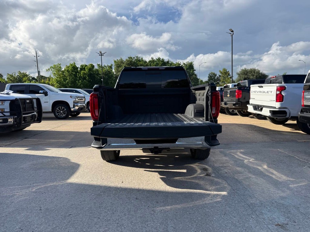 GMC Sierra 1500 Vehicle Full-screen Gallery Image 39
