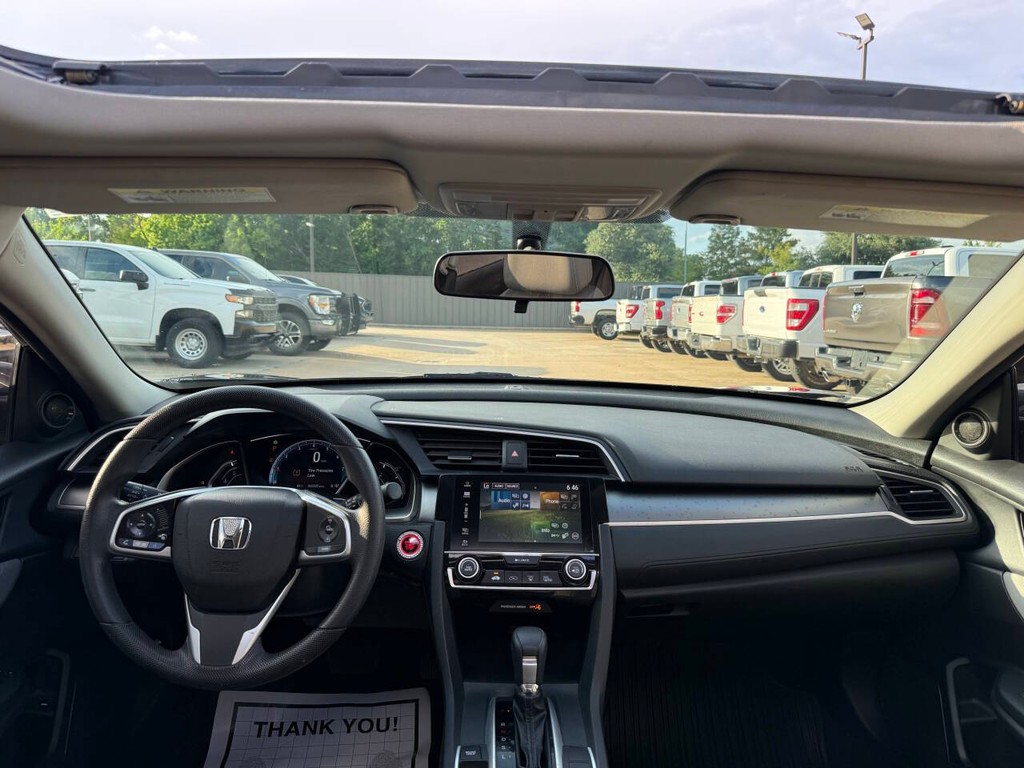 Honda Civic Sedan Vehicle Full-screen Gallery Image 15