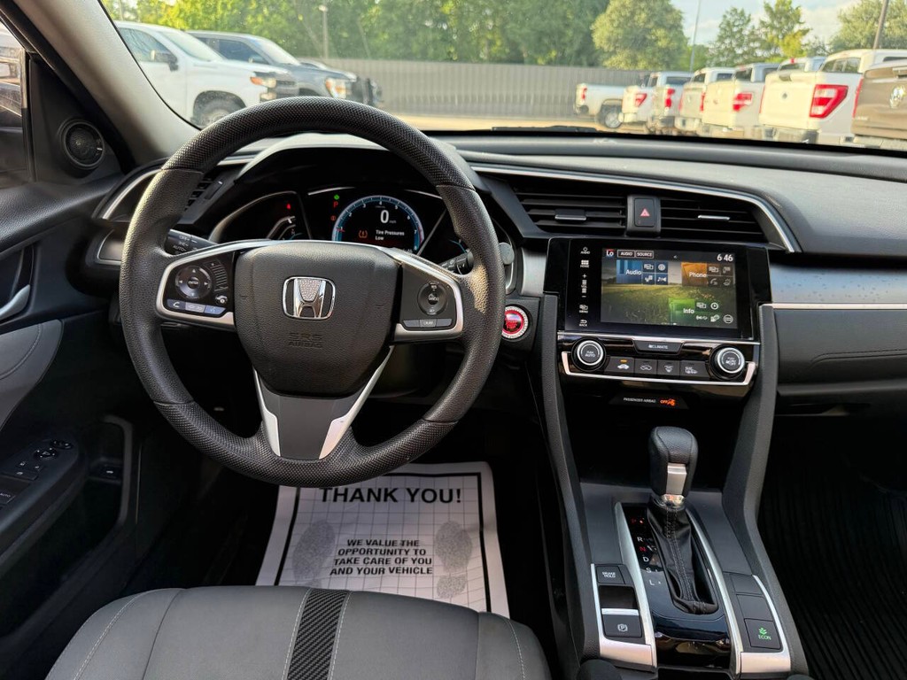 Honda Civic Sedan Vehicle Full-screen Gallery Image 19
