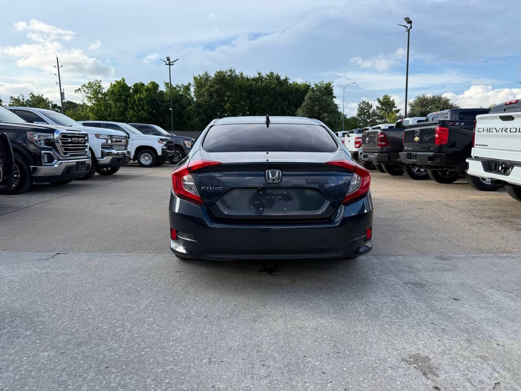 Honda Civic Sedan Vehicle Full-screen Gallery Image 35