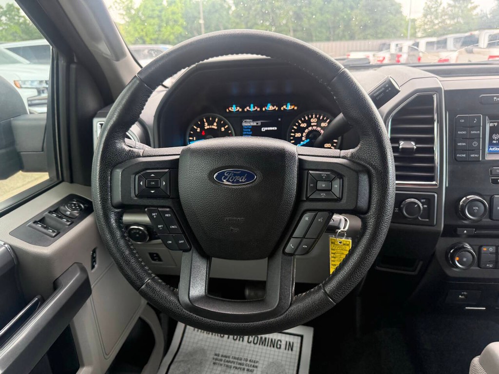 Ford F-150 Vehicle Full-screen Gallery Image 22