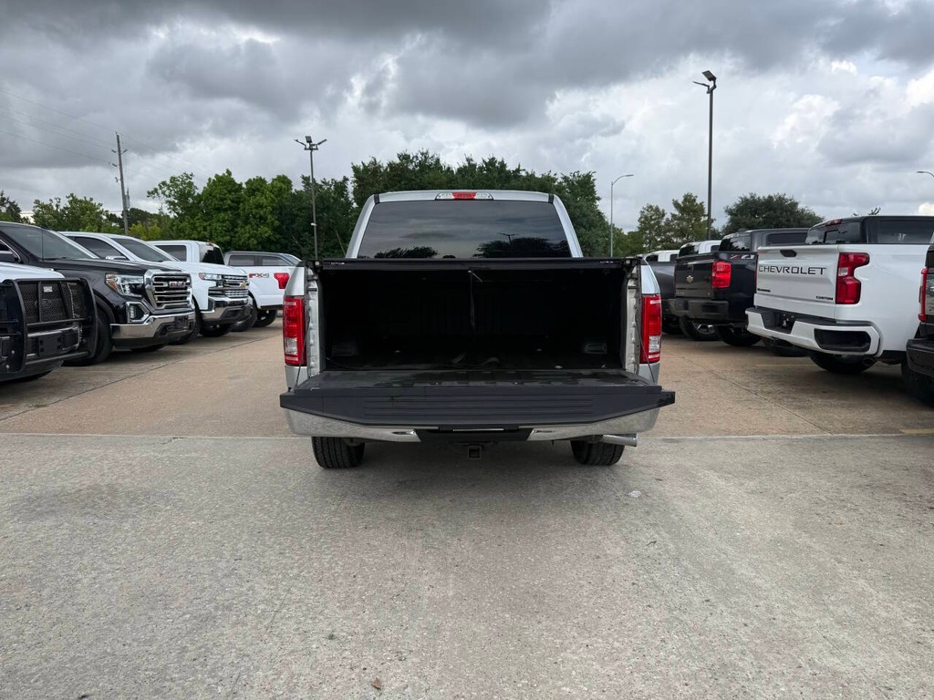 Ford F-150 Vehicle Full-screen Gallery Image 38