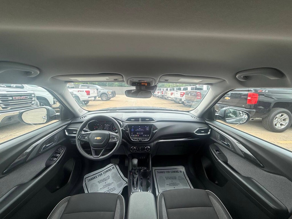 Chevrolet Trailblazer Vehicle Full-screen Gallery Image 18
