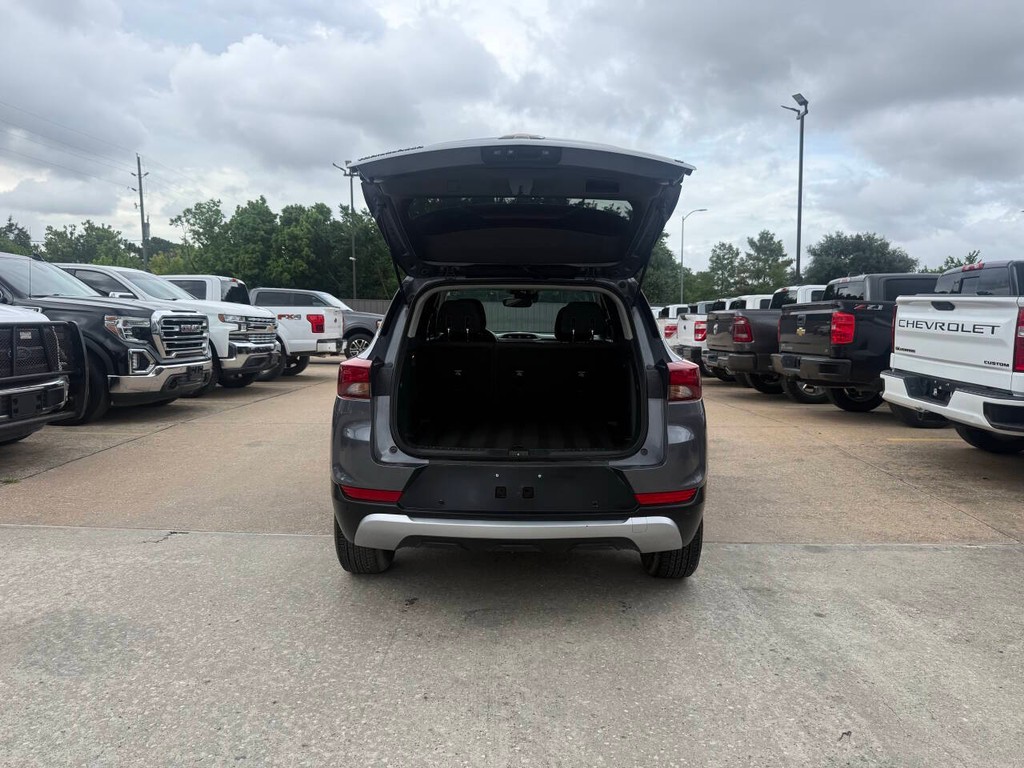 Chevrolet Trailblazer Vehicle Full-screen Gallery Image 36