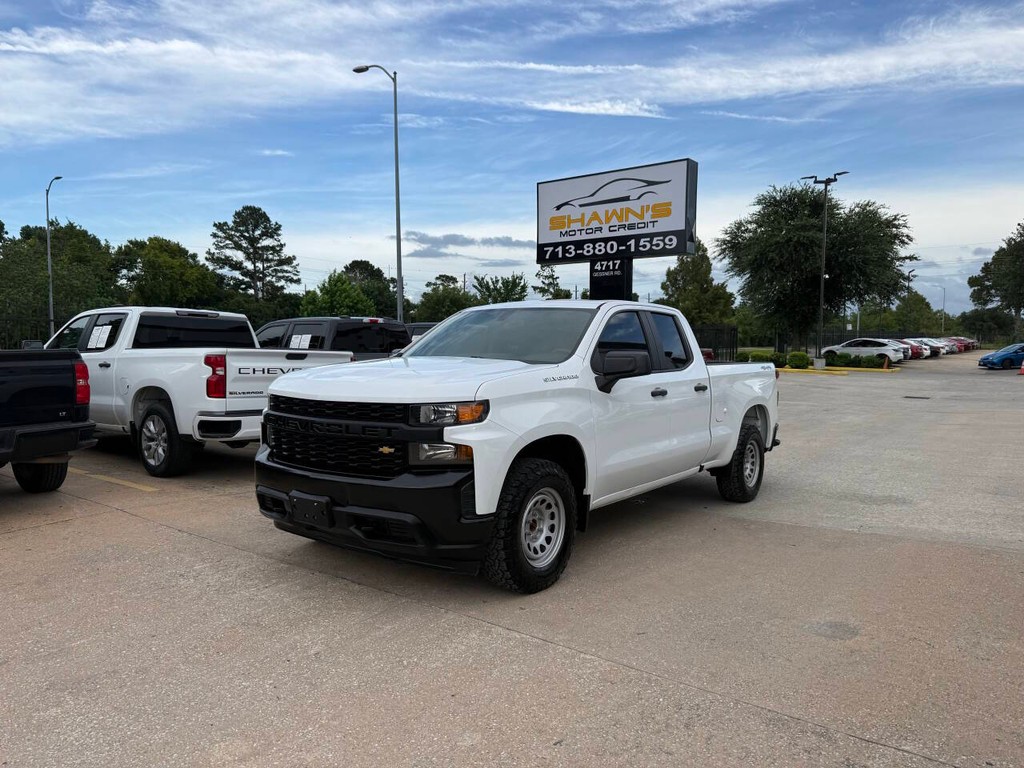 Chevrolet Silverado 1500 Vehicle Full-screen Gallery Image 03