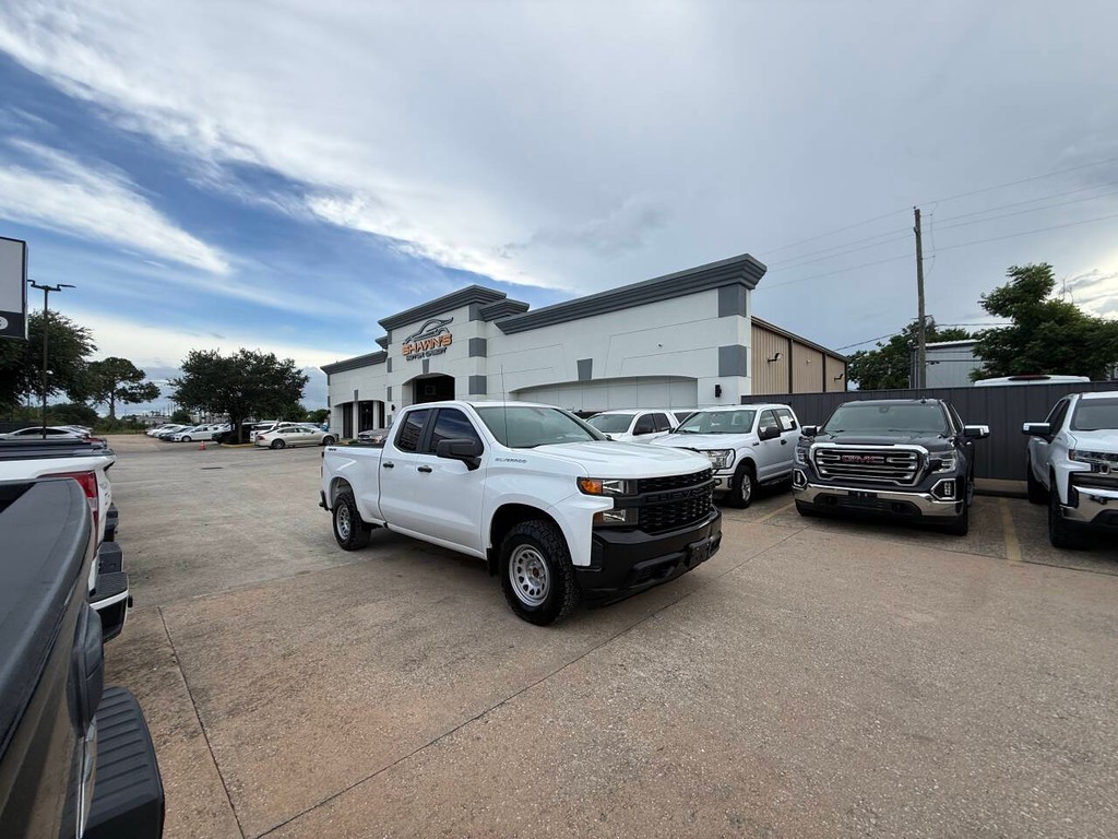 Chevrolet Silverado 1500 Vehicle Full-screen Gallery Image 44