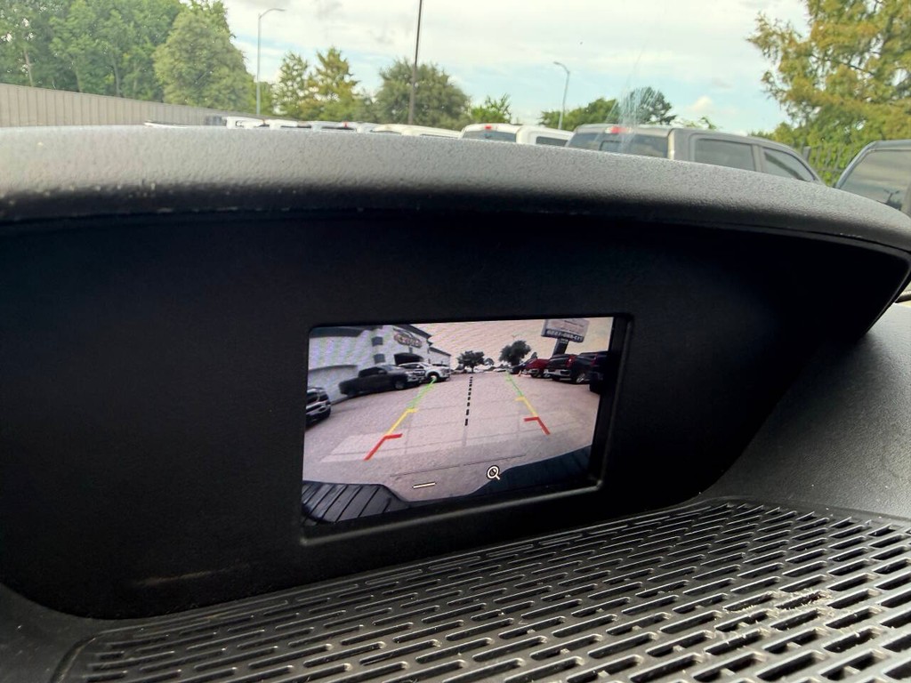 Ford Transit Van Vehicle Full-screen Gallery Image 19