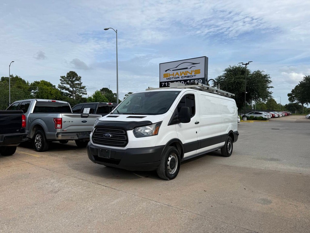 Ford Transit Van Vehicle Full-screen Gallery Image 37