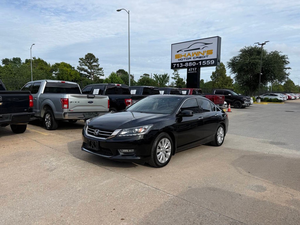 Honda Accord Sedan Vehicle Full-screen Gallery Image 03