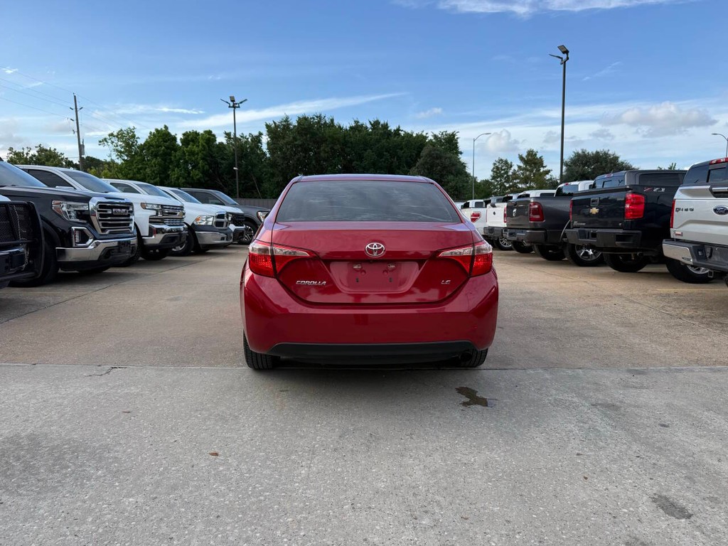 Toyota Corolla Vehicle Full-screen Gallery Image 38