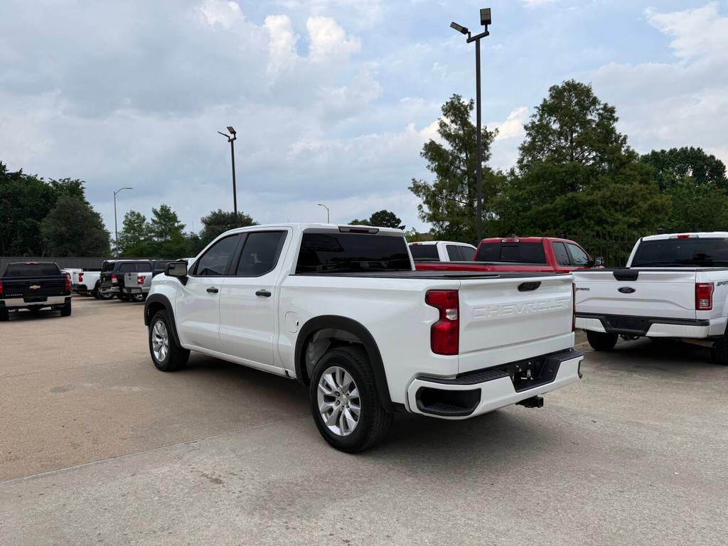 Chevrolet Silverado 1500 Vehicle Full-screen Gallery Image 04