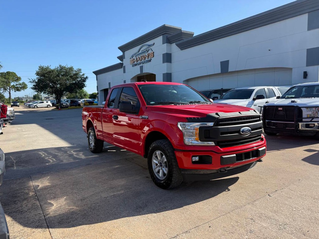 Ford F-150 Vehicle Full-screen Gallery Image 02