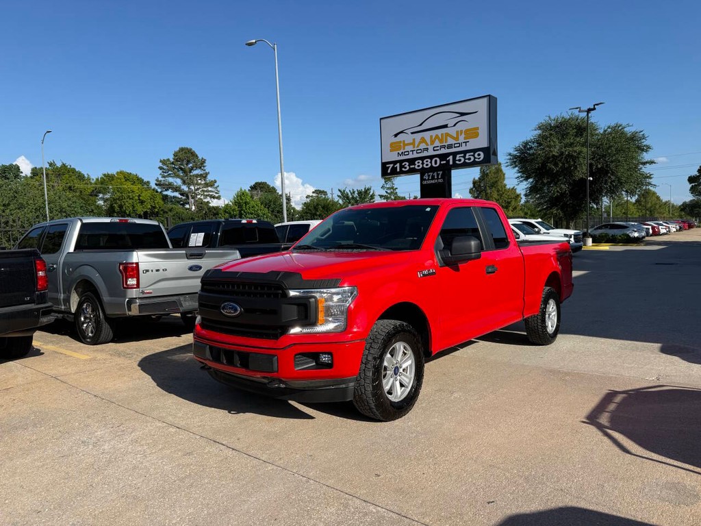 Ford F-150 Vehicle Full-screen Gallery Image 03