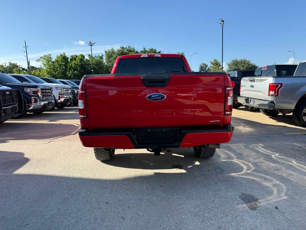 Ford F-150 Vehicle Full-screen Gallery Image 35