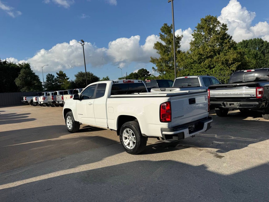 Chevrolet Colorado Vehicle Full-screen Gallery Image 04