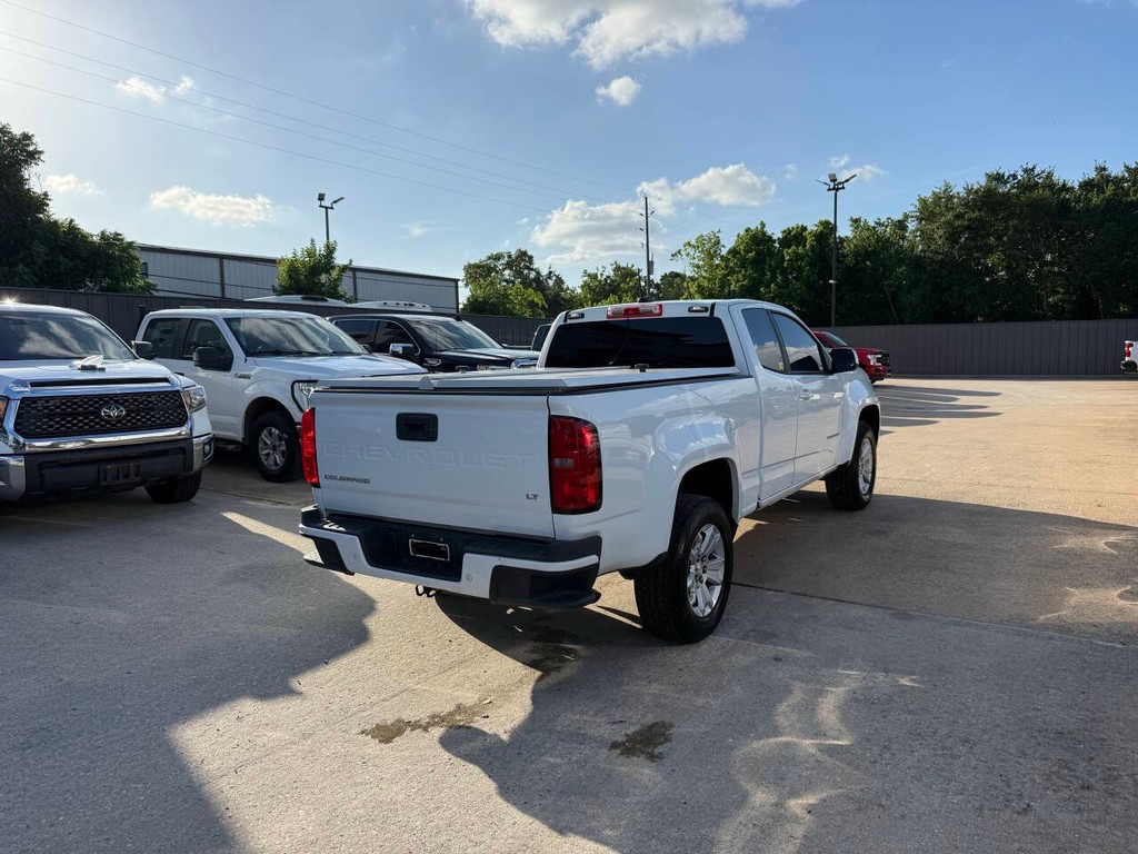 Chevrolet Colorado Vehicle Full-screen Gallery Image 05
