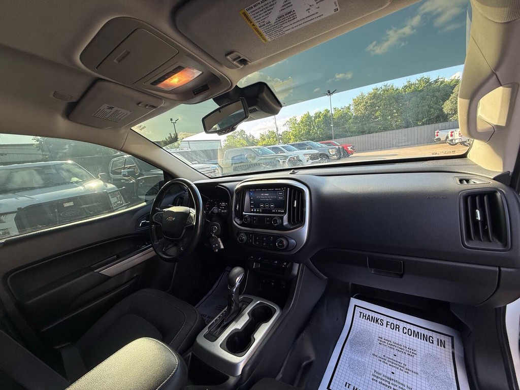 Chevrolet Colorado Vehicle Full-screen Gallery Image 20