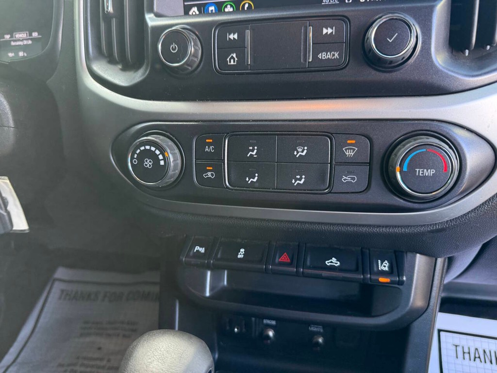 Chevrolet Colorado Vehicle Full-screen Gallery Image 28