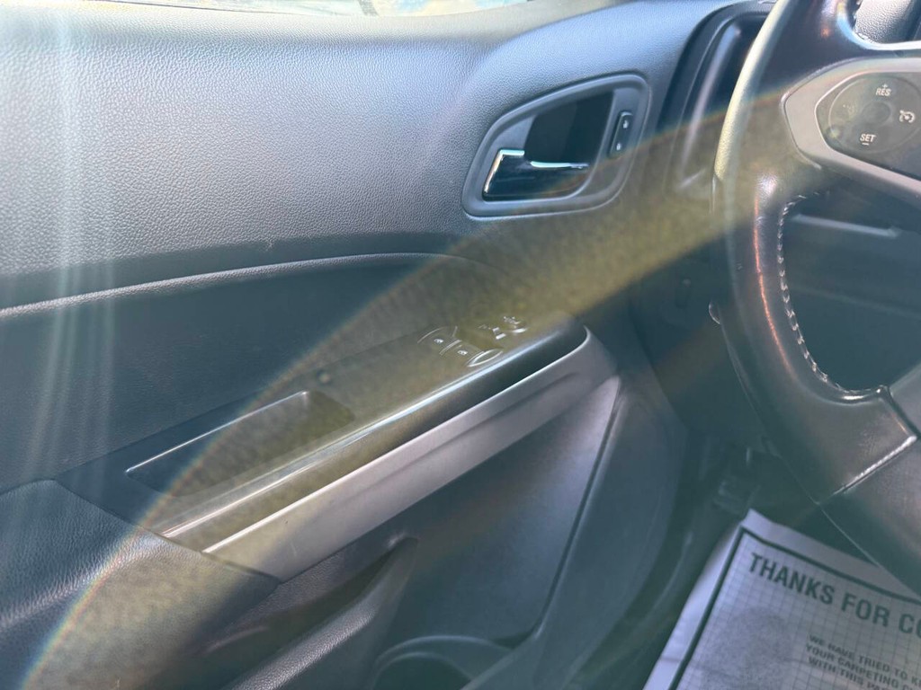 Chevrolet Colorado Vehicle Full-screen Gallery Image 30