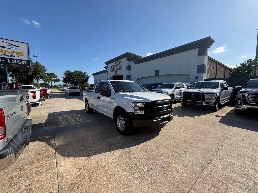 Ford F-150 Vehicle Full-screen Gallery Image 38