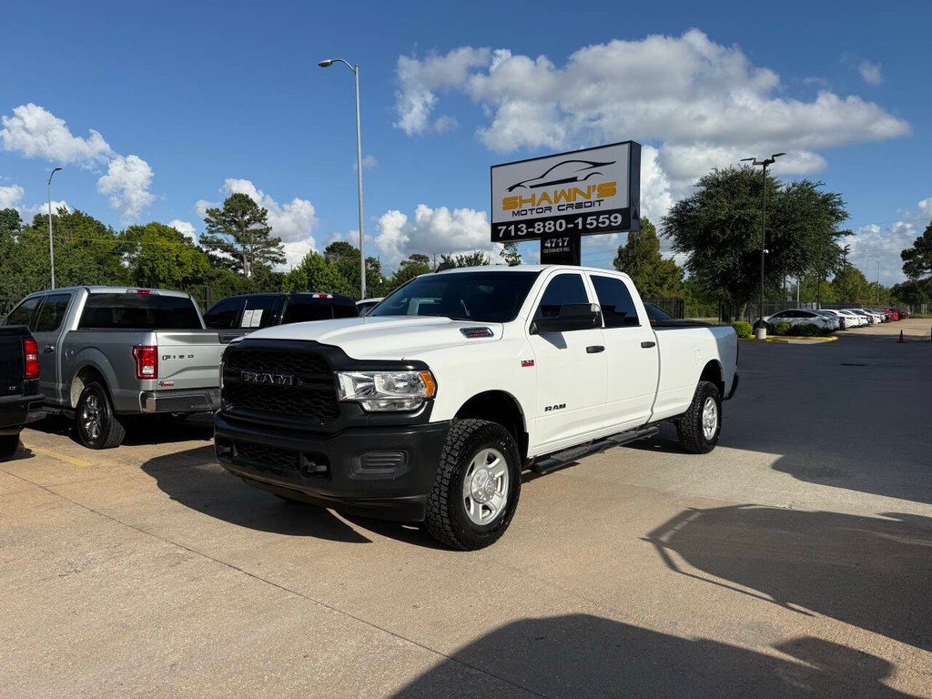 Ram 2500 Vehicle Full-screen Gallery Image 03