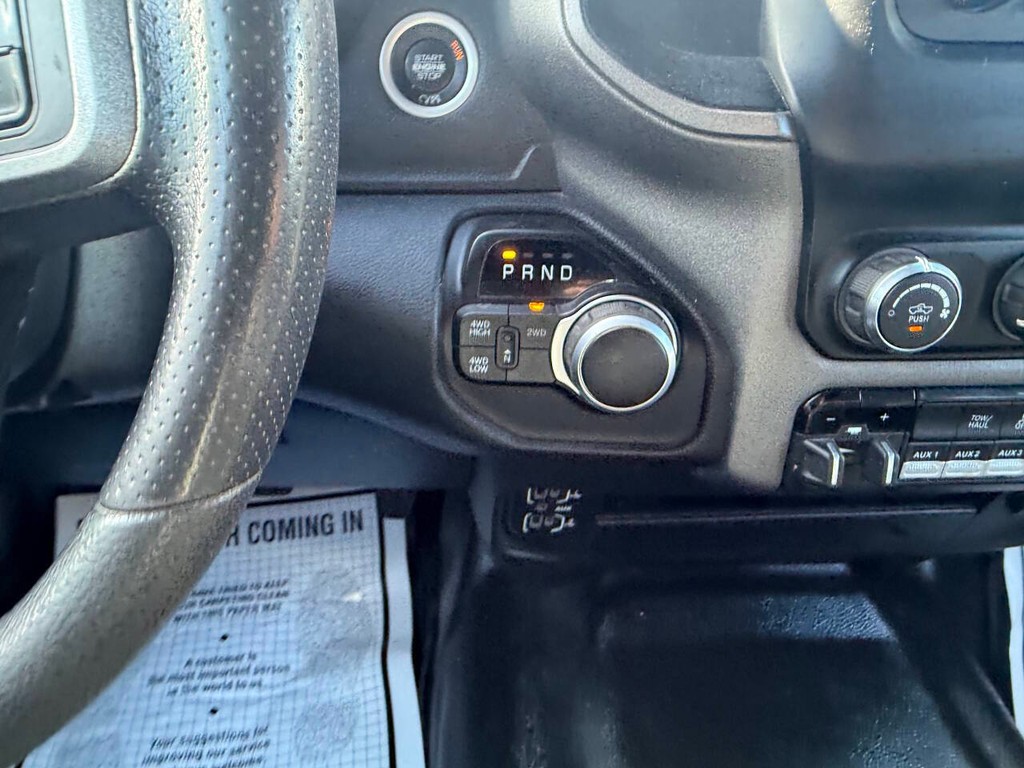 Ram 2500 Vehicle Full-screen Gallery Image 29