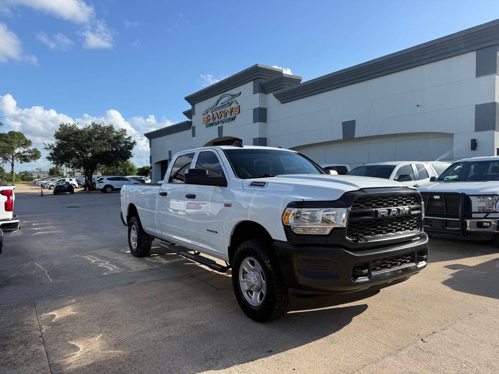 Ram 2500 Vehicle Full-screen Gallery Image 45