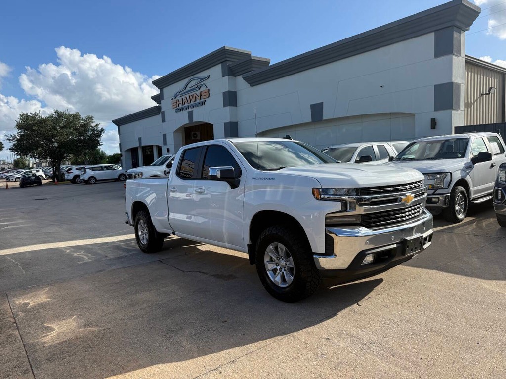 Chevrolet Silverado 1500 Vehicle Full-screen Gallery Image 02