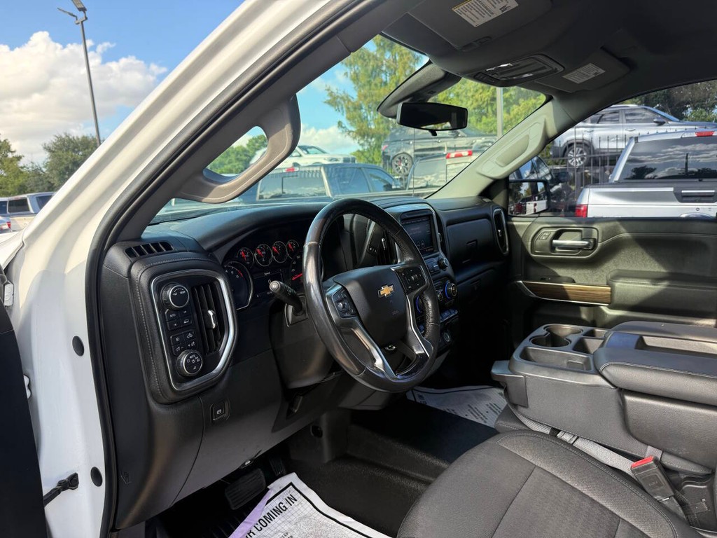 Chevrolet Silverado 1500 Vehicle Full-screen Gallery Image 06
