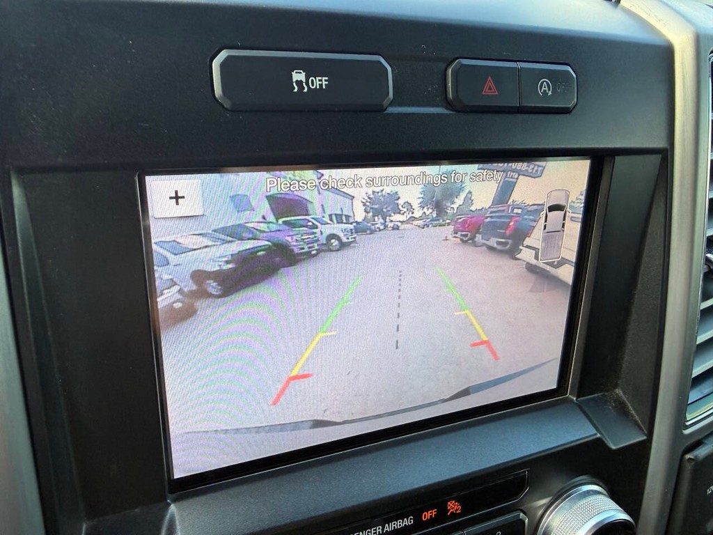 Ford F-150 Vehicle Full-screen Gallery Image 27