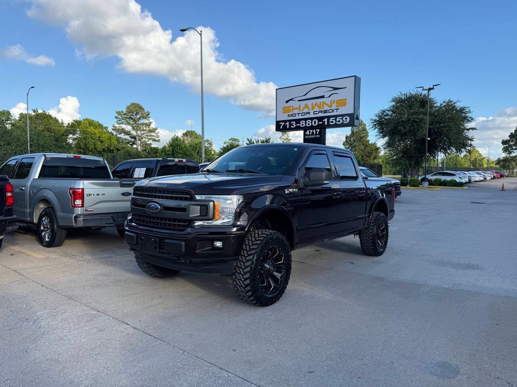 Ford F-150 Vehicle Full-screen Gallery Image 02