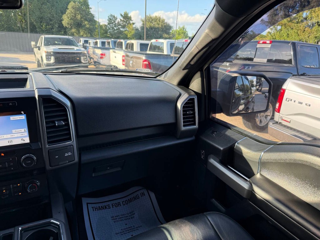 Ford F-150 Vehicle Full-screen Gallery Image 19