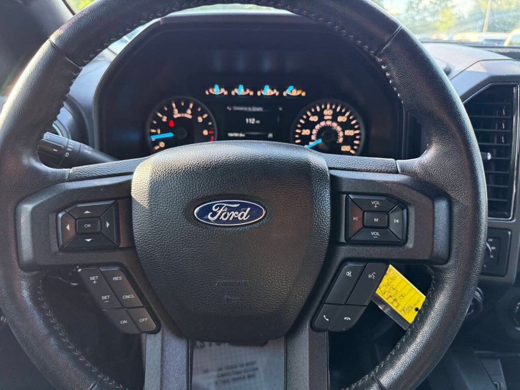 Ford F-150 Vehicle Full-screen Gallery Image 22