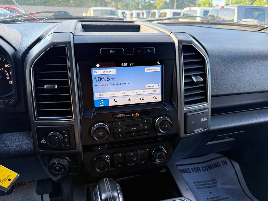 Ford F-150 Vehicle Full-screen Gallery Image 23