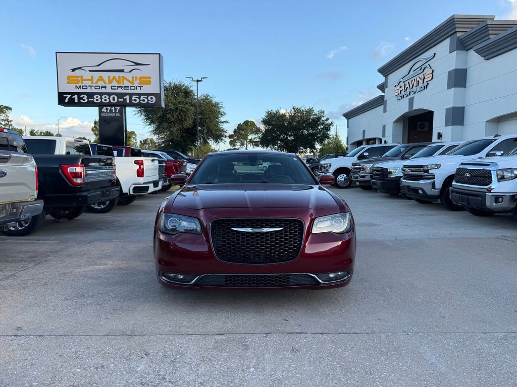 Chrysler 300 Vehicle Full-screen Gallery Image 39