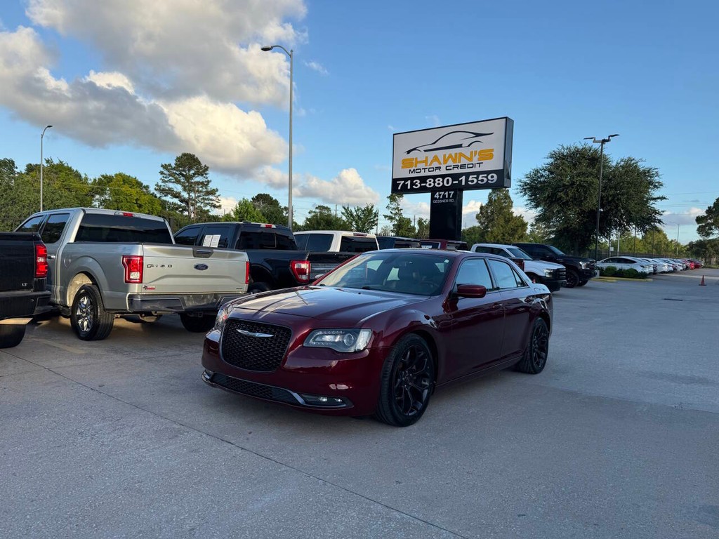 Chrysler 300 Vehicle Full-screen Gallery Image 41